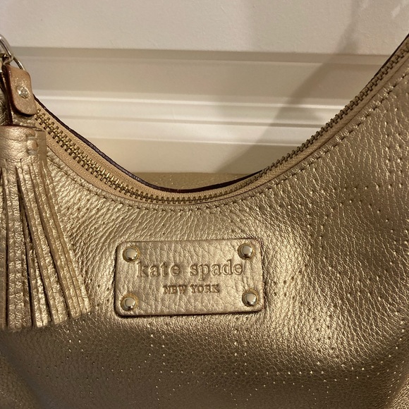 Kate Spade Vintage Mini Gold Bag. Excellent Condition - Picture 10 of 16
